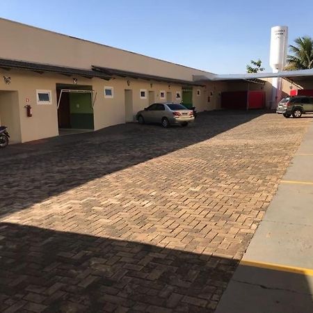 Motel& Hotel Ape Goiania !!! Luaran gambar